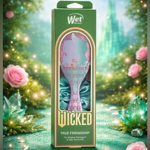 Wicked x Wet Brush Detangle& “Style Kit True Friendship  Brush & Scrunchi NWT